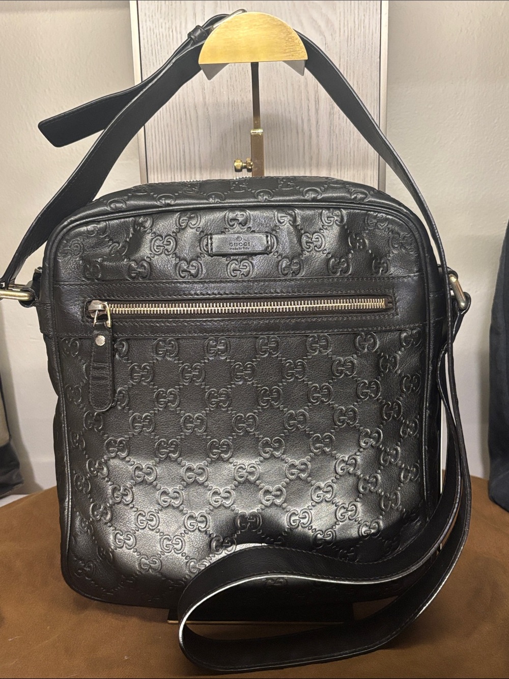 ✨Live Show Listing✨Gucci Black Embossed GG Crossbody Shoulder Bag